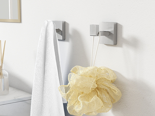 black bathroom accessories