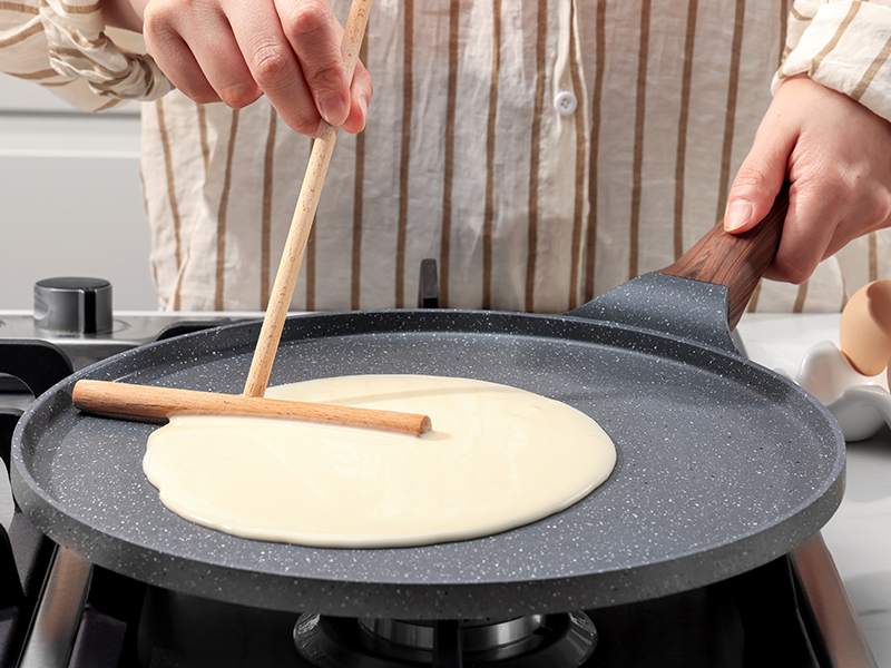 crepe pan