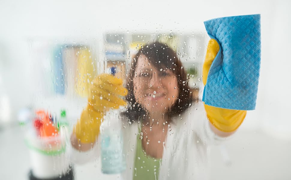 Cleaning mirrors and windows