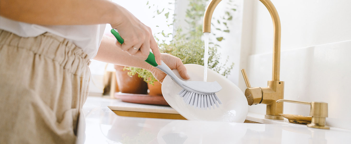 scrub brush for cleaning