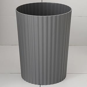 small trash can