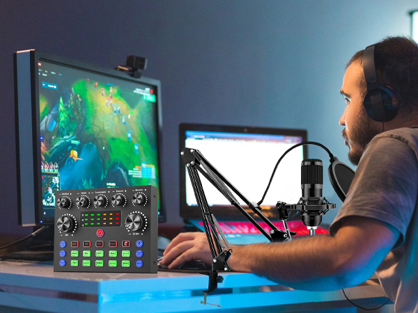 Podcast Equipment Bundle