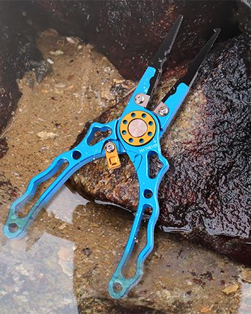 fishing pliers