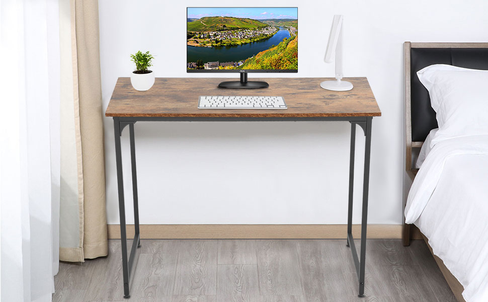 Computer desk