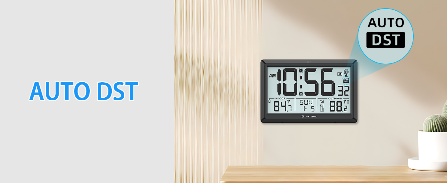 battery powered digital clock with auto setting