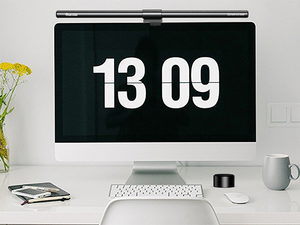 curved montior light