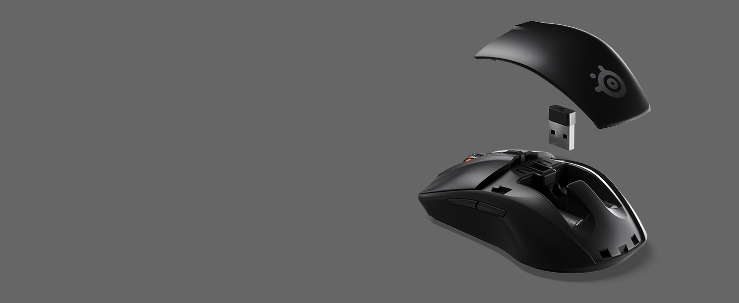 -SteelSeries Rival 3 Wireless battery and dongle compartment