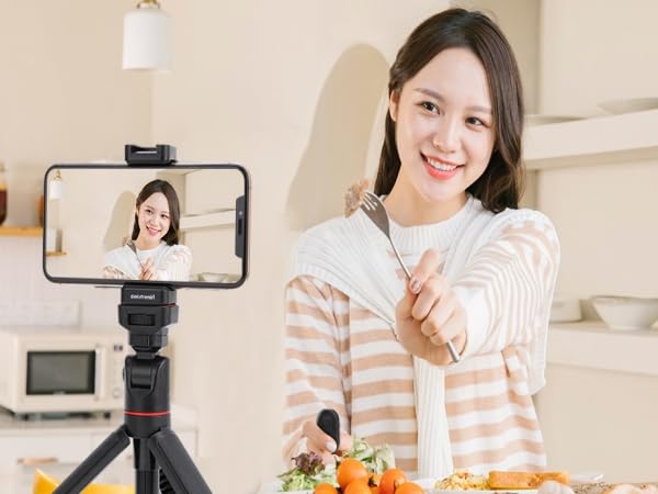 Selfie Phone Screen with Wireless Remote