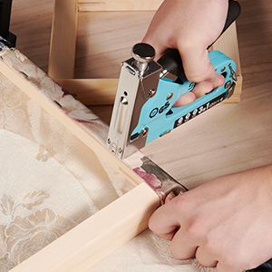 fastening cloth on wood