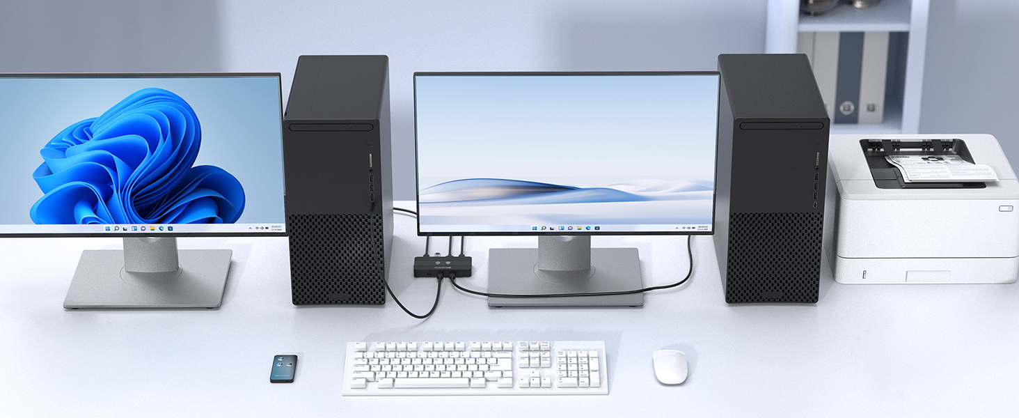 USB 3.0 switch with dual USB-A and USB-C ports for high-speed connectivity