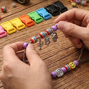 paracord bracelets