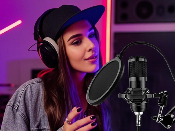 Podcast Equipment Bundle