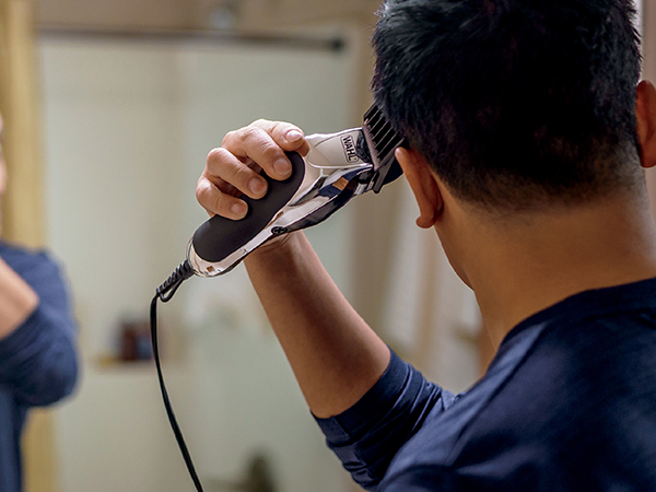  B0026IBSVE 79524-2501 Wahl Clipper Chrome Pro Haircutting Kit Hair Clipper Hair Cut Corded