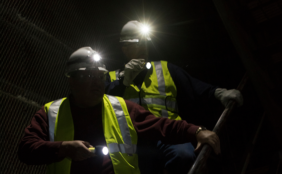 headlamp, flashlight, head strap, helmet mount light, torch, hard hat flashlight, headstrap light