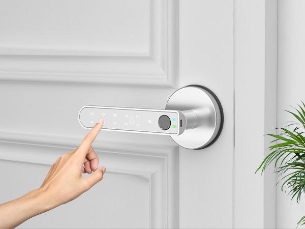 Passcode Door know with keypad Silver 