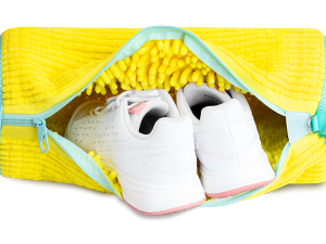 shoe washing bag for use