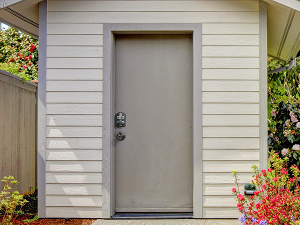 smart lock with handle