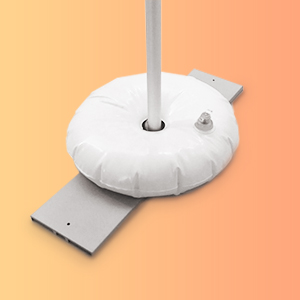 Projection screen with stand