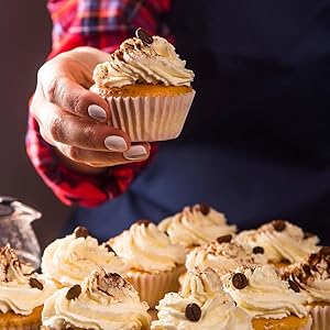 Warmparty White Standard Cupcake Liners