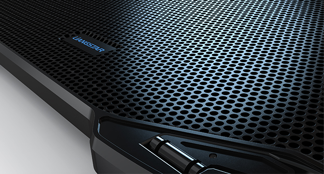 Cooling pad surface use metal mesh, make laptop cooling faster