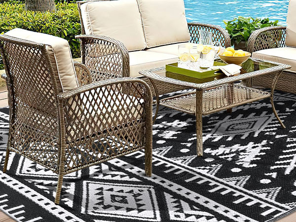 outdoor rug on deck