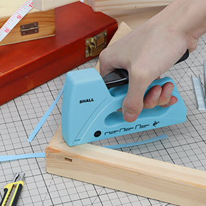lightweight staple gun