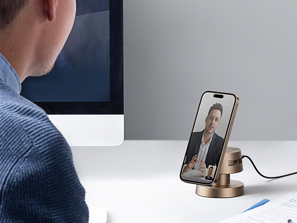 4 in 1 Magnetic Wireless Charging Station