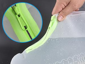 Easy to WearZippered Silicone Shoe Covers
