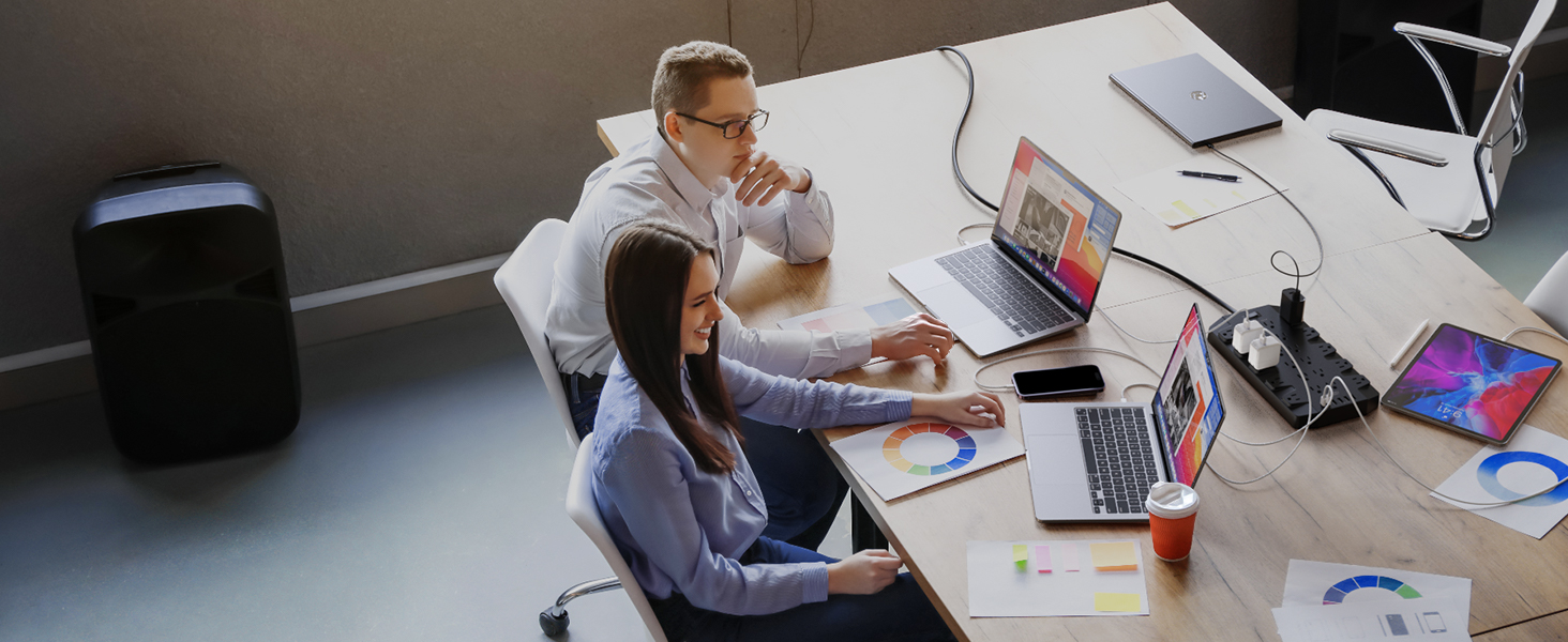 Office Desk USB C Charging Station