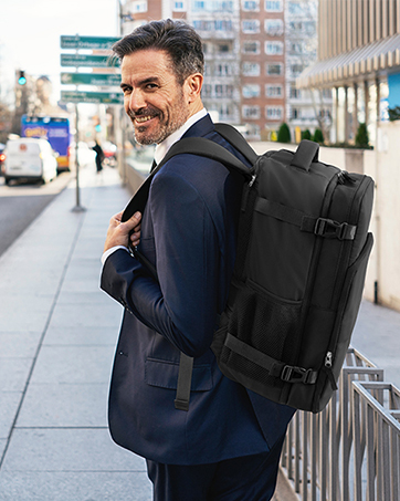 BLACK BACKPACK