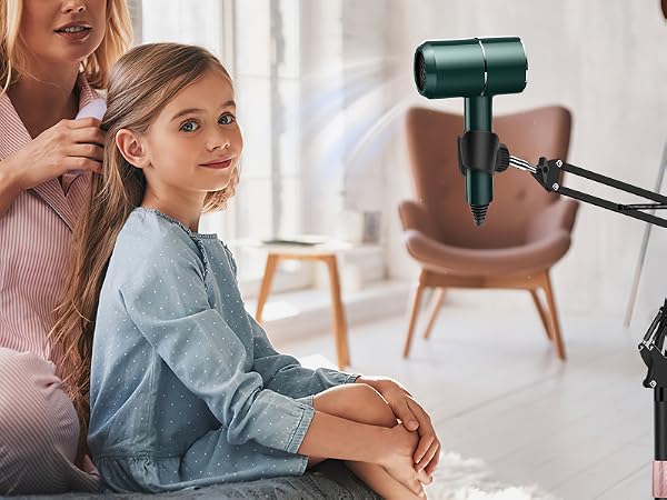Blow Girls Hair Hands free