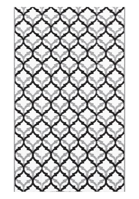 Linked Outdoor Rug