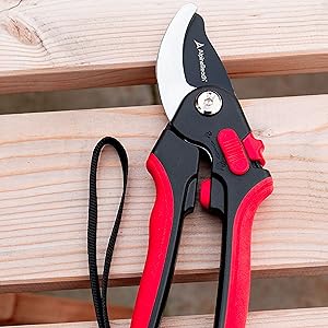 AlpineReach Pruning Shears always by your side