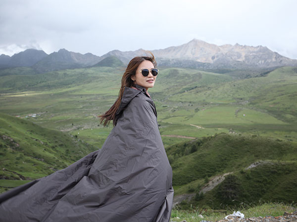 waterproof outdoor blanket