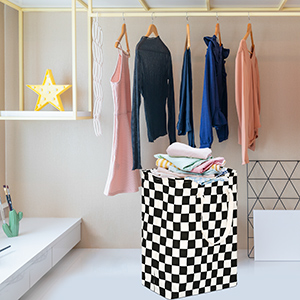 It’s also easy to carry and dump into the wash when it’s time to do laundry.