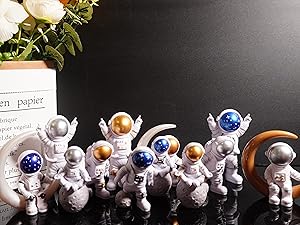 astronaut statues