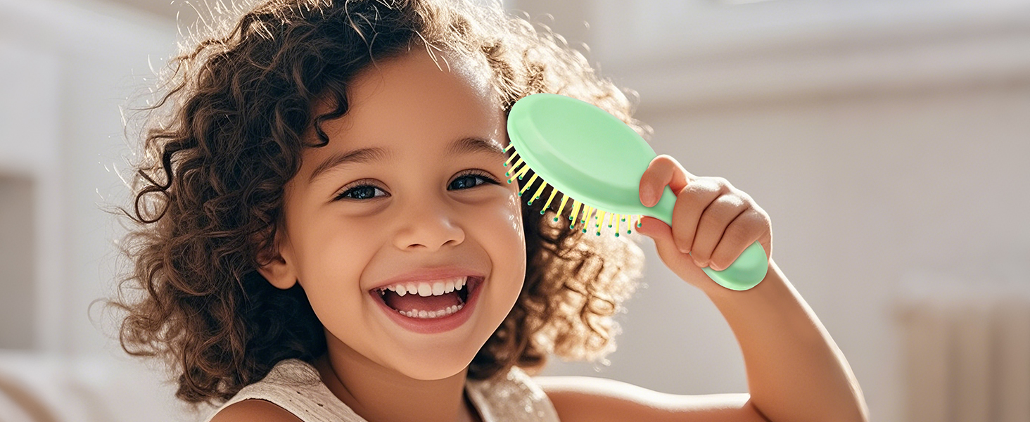 Travel Detangling Brushes