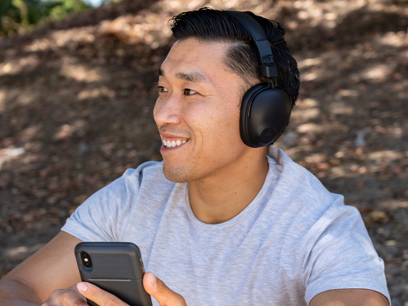 Connecting the phone to Jlab Headphones