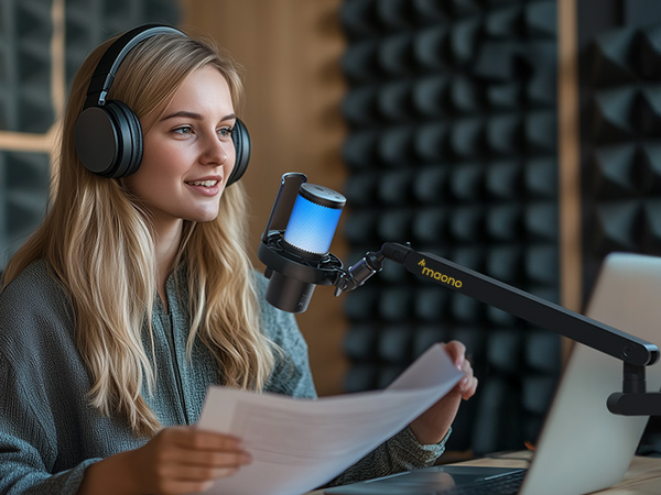 DM40 Wireless Microphone