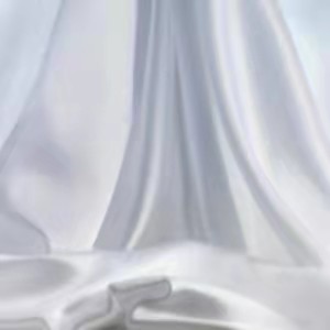 The silk pillowcase is exquisite in craftsmanship