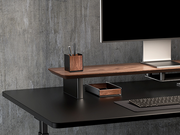 desk setup organizer