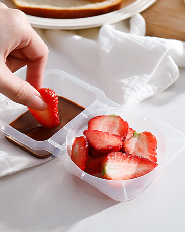divided food storage containers
