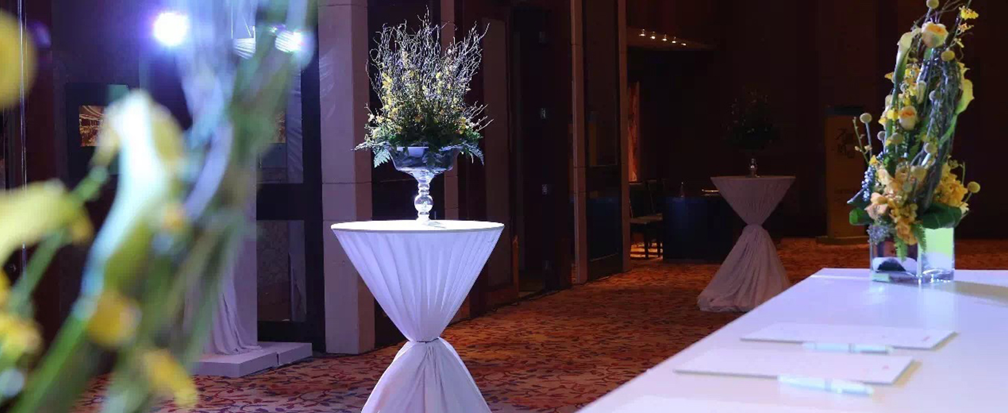 banquet Table