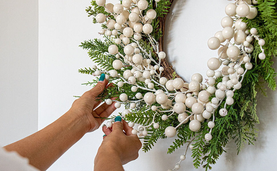 White Berry Wreath