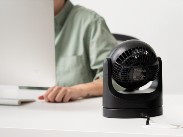 Whisper quiet, woozoo, silent, bedside fan, bedroom fan, quiet fan, office fan