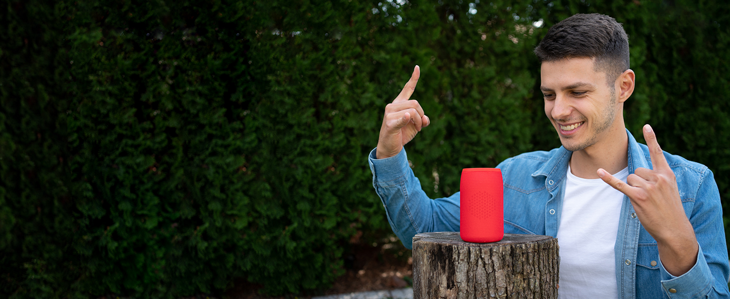 waterproof durable speaker high quality material rugged design musibaby portable outdoor use