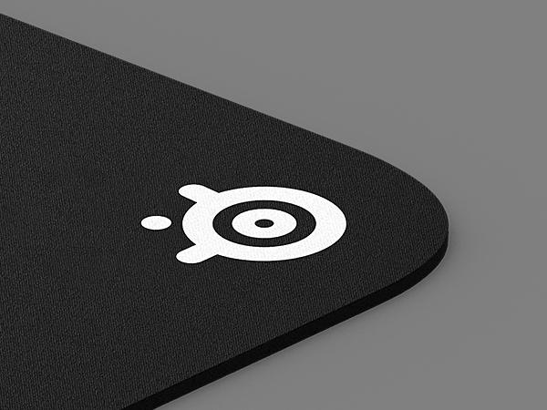 -Corner logo of SteelSeries QcK 3XL mousepad