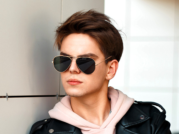 Aviator sunglasses for men