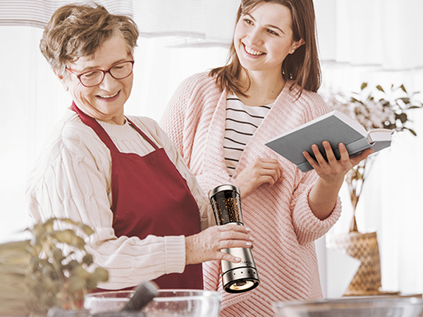 Electric Salt and Pepper Grinder Set