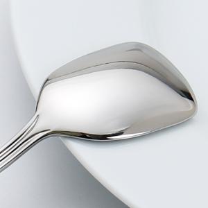dessert spoon